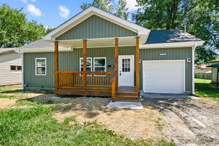 1910 West Thoman Street, Springfield, MO 65803