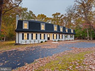40 E CENTENNIAL DR, Medford, NJ 08055