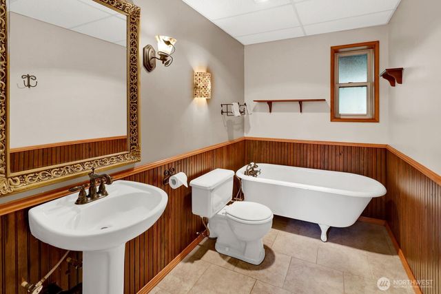 6650 Kings Lane, Bellingham, WA 98226