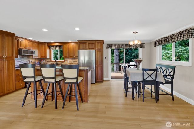 6650 Kings Lane, Bellingham, WA 98226
