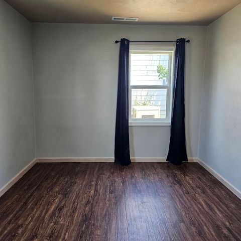2311 Darrow Avenue, Klamath Falls, OR 97601