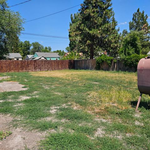 2311 Darrow Avenue, Klamath Falls, OR 97601