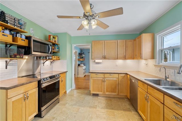 124 Winthrop Road, Syracuse, NY 13206