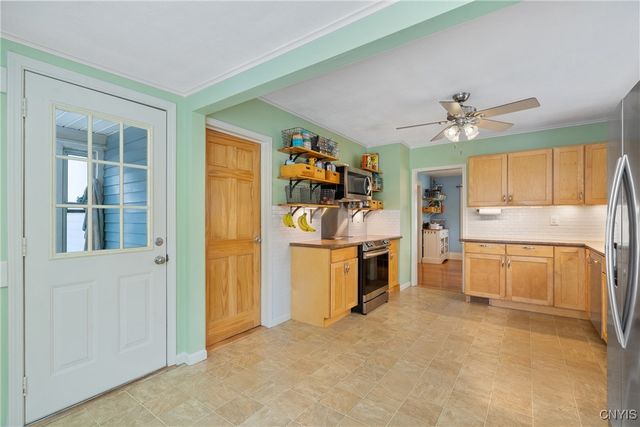 124 Winthrop Road, Syracuse, NY 13206