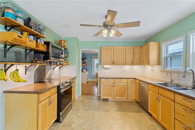 124 Winthrop Road, Syracuse, NY 13206