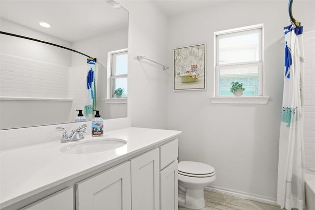 2673 River Bank Drive, Burleson, TX 76028