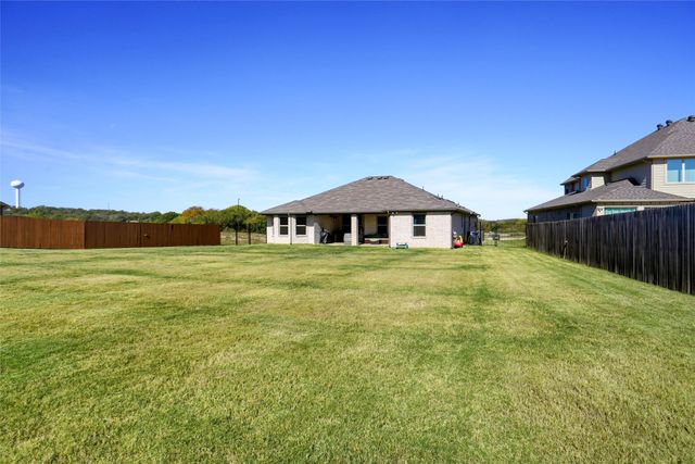 2673 River Bank Drive, Burleson, TX 76028