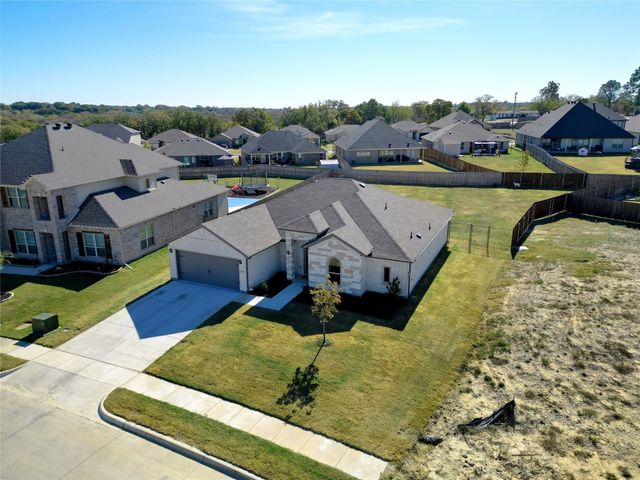 2673 River Bank Drive, Burleson, TX 76028