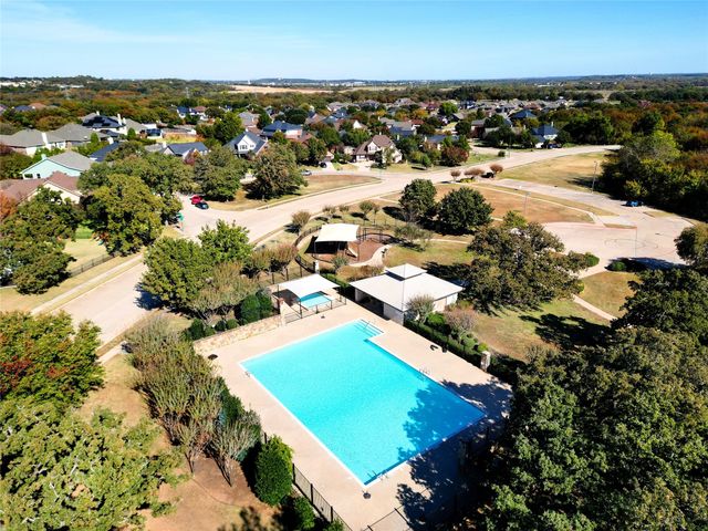 2673 River Bank Drive, Burleson, TX 76028