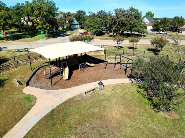 2673 River Bank Drive, Burleson, TX 76028