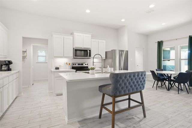 2673 River Bank Drive, Burleson, TX 76028