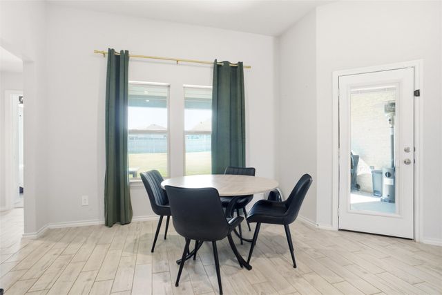 2673 River Bank Drive, Burleson, TX 76028