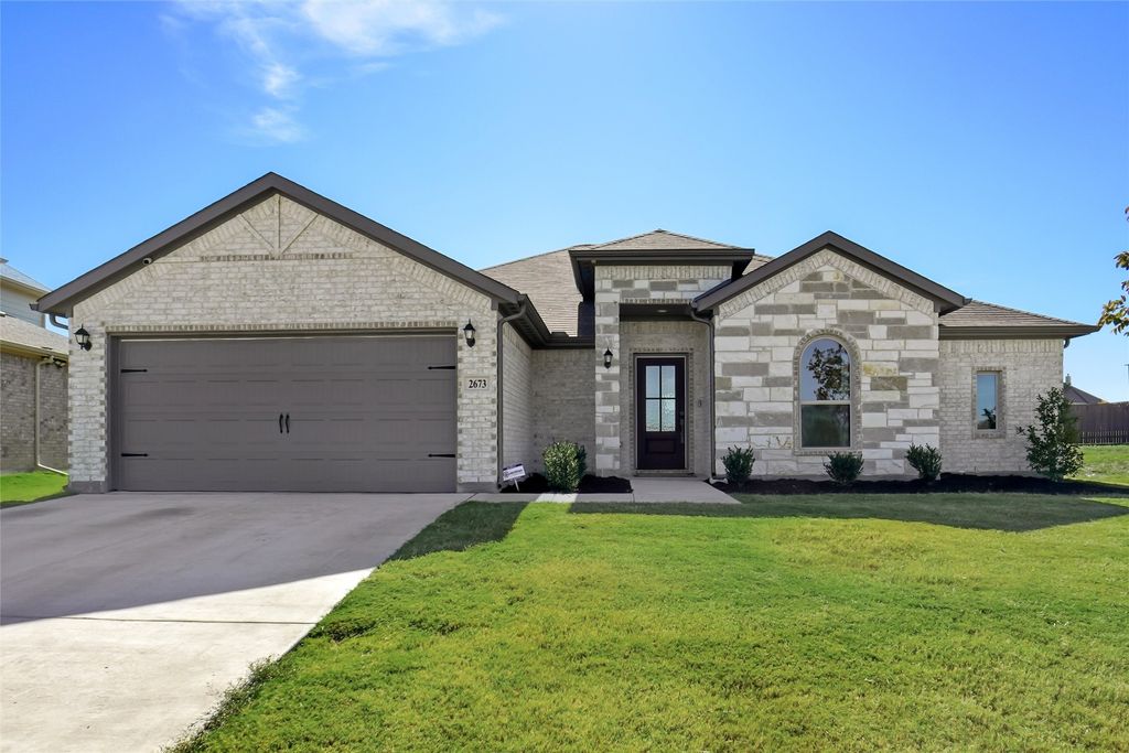 2673 River Bank Drive, Burleson, TX 76028