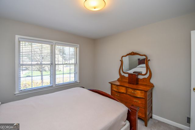 1325 Maple Drive SW, Lilburn, GA 30047