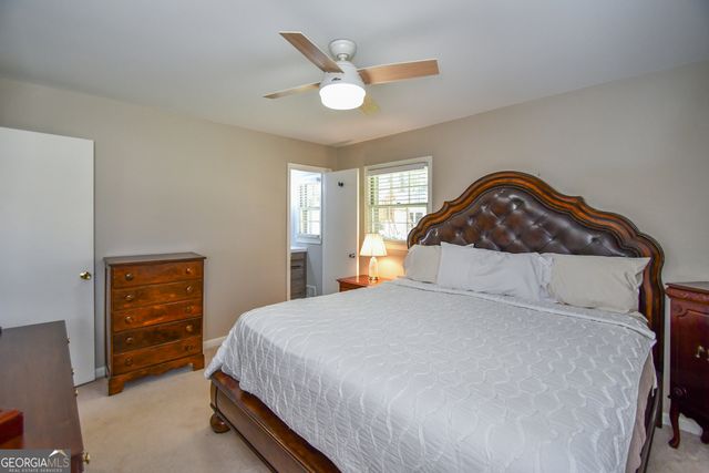 1325 Maple Drive SW, Lilburn, GA 30047