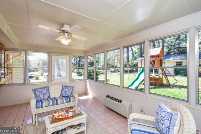 1325 Maple Drive SW, Lilburn, GA 30047