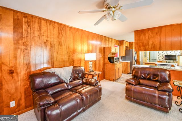 1325 Maple Drive SW, Lilburn, GA 30047