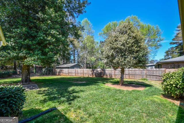 1325 Maple Drive SW, Lilburn, GA 30047