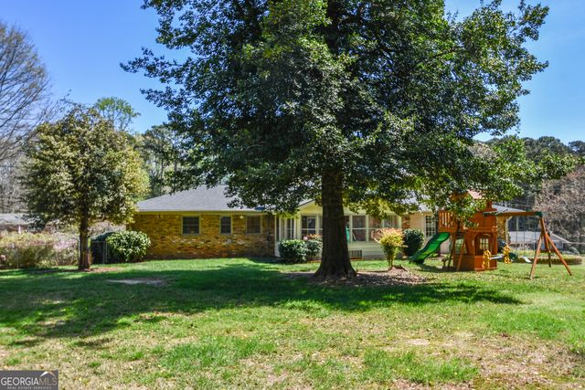 1325 Maple Drive SW, Lilburn, GA 30047