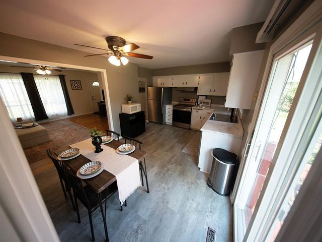 2411 Lynn Avenue, Altoona, WI 54720