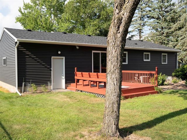 2411 Lynn Avenue, Altoona, WI 54720