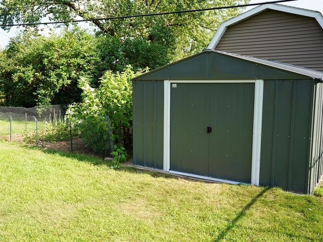 2411 Lynn Avenue, Altoona, WI 54720