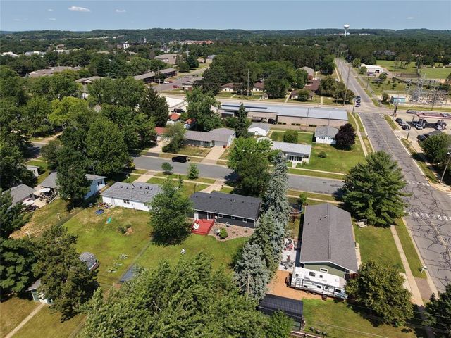 2411 Lynn Avenue, Altoona, WI 54720