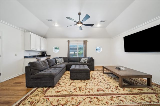 3120 E 103rd Street, Tulsa, OK 74137