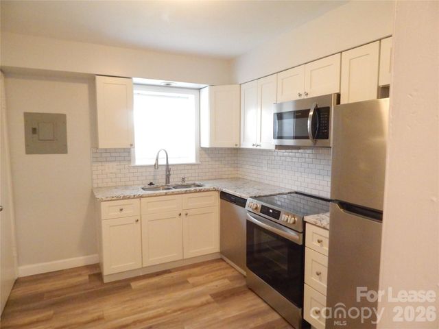 5805 Hunting Ridge Lane D, Charlotte, NC 28212