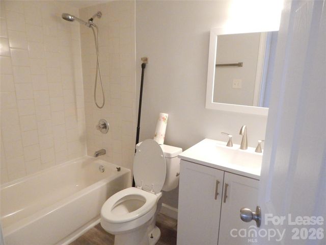 5805 Hunting Ridge Lane D, Charlotte, NC 28212