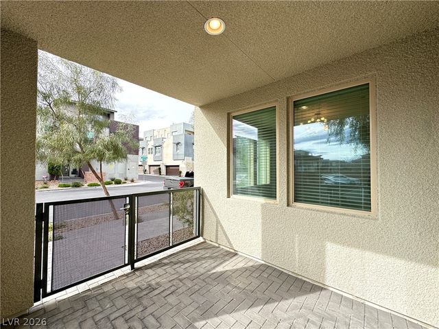 11251 Hidden Peak Avenue 105, Las Vegas, NV 89135