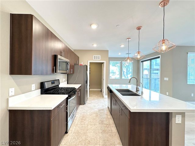 11251 Hidden Peak Avenue 105, Las Vegas, NV 89135