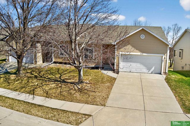 5059 N 154 Street, Omaha, NE 68116