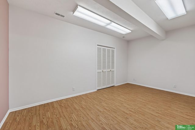 5059 N 154 Street, Omaha, NE 68116