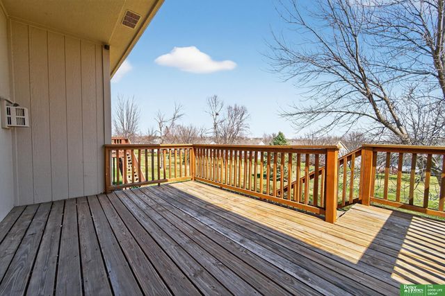 5059 N 154 Street, Omaha, NE 68116