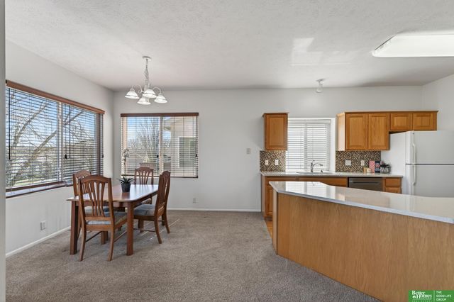 5059 N 154 Street, Omaha, NE 68116