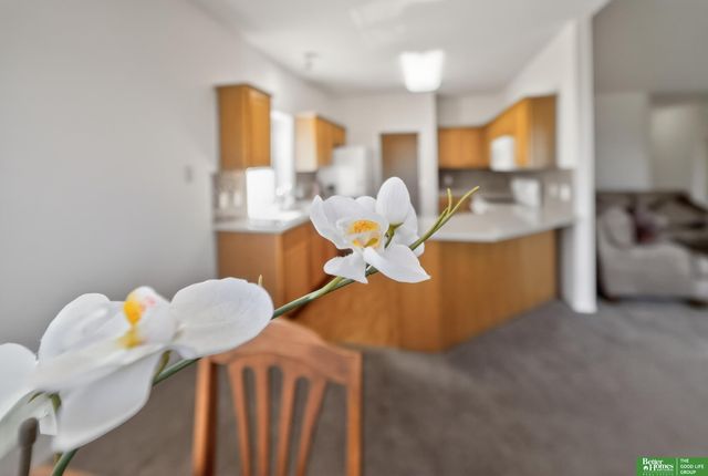 5059 N 154 Street, Omaha, NE 68116