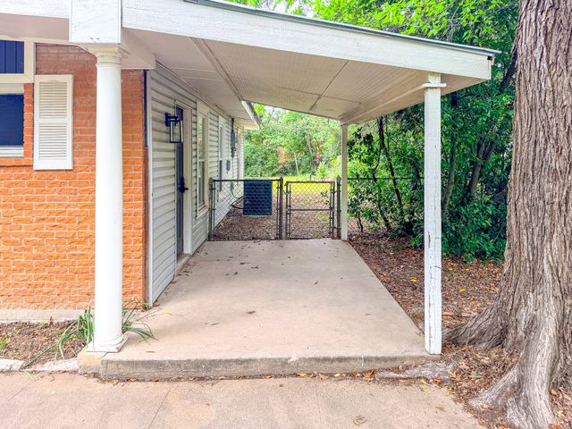 3006 Lynne Avenue, Corsicana, TX 75110