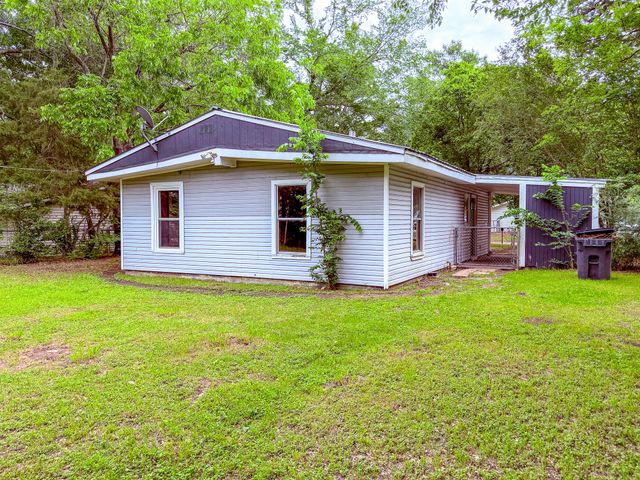 3006 Lynne Avenue, Corsicana, TX 75110