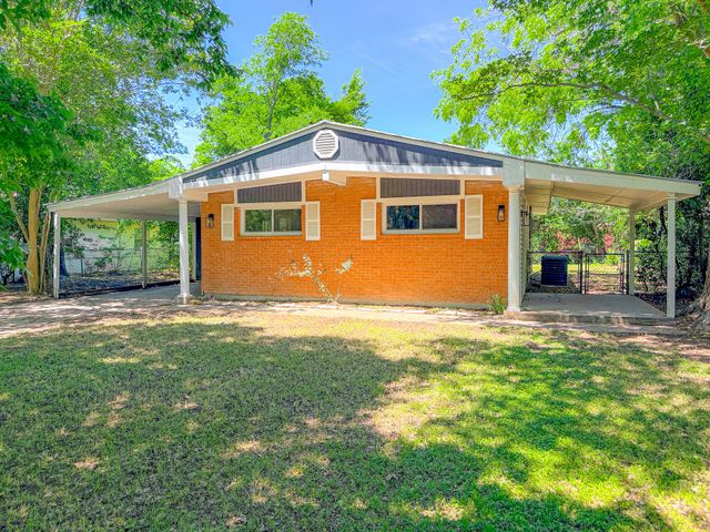 3006 Lynne Avenue, Corsicana, TX 75110