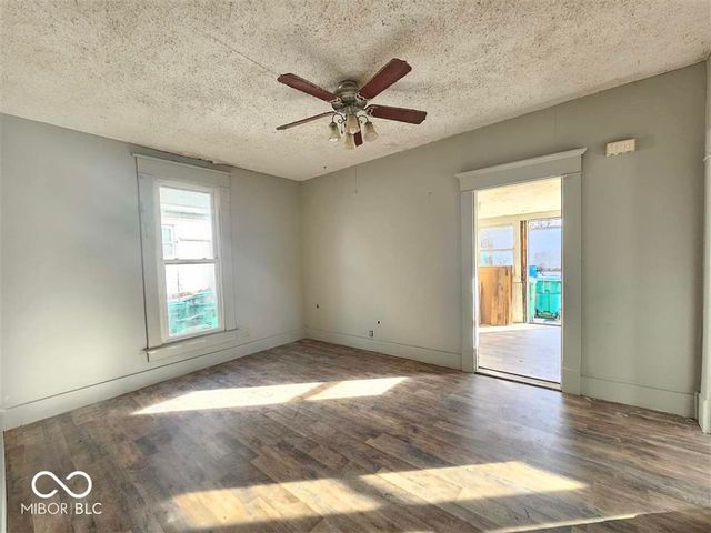 422 S 18th Street, New Castle, IN 47362