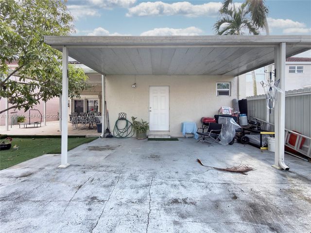 12415 NW 7th Street, Miami, FL 33182