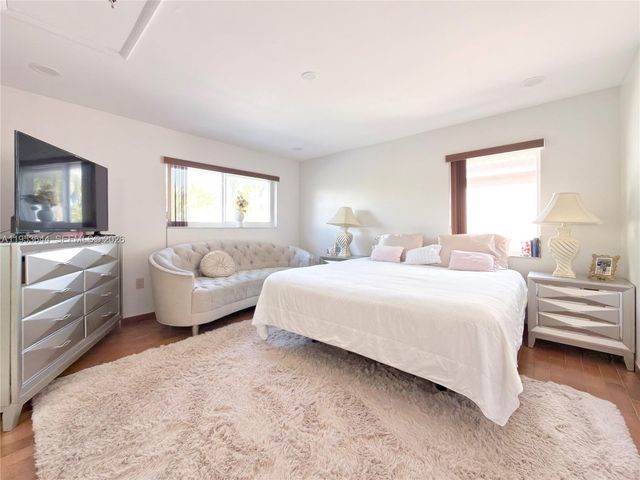 12415 NW 7th Street, Miami, FL 33182