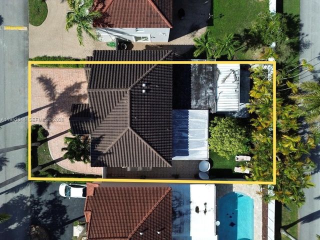 12415 NW 7th Street, Miami, FL 33182