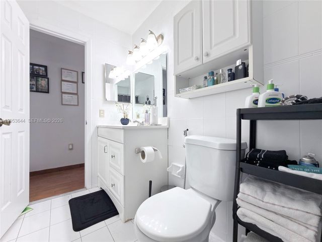 12415 NW 7th Street, Miami, FL 33182