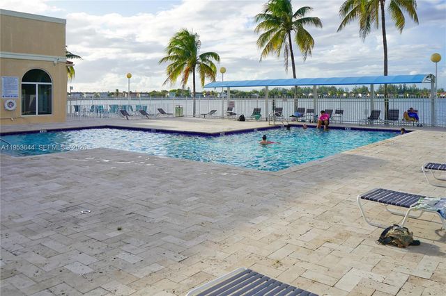12415 NW 7th Street, Miami, FL 33182