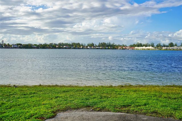 12415 NW 7th Street, Miami, FL 33182