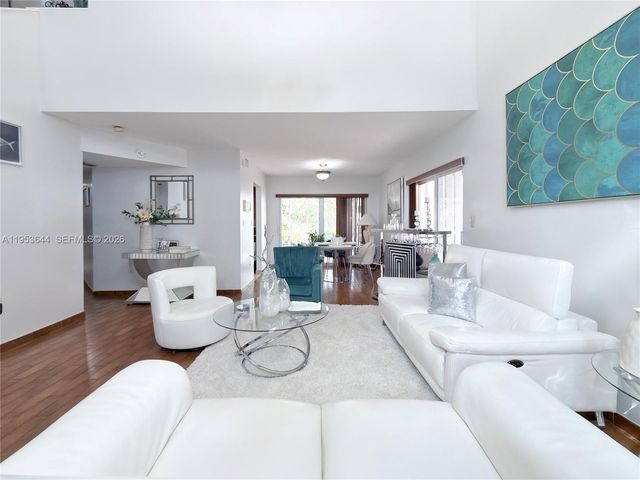 12415 NW 7th Street, Miami, FL 33182