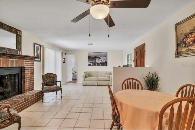 1709 NE 28TH PLACE, Ocala, FL 34470