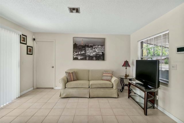 1709 NE 28TH PLACE, Ocala, FL 34470
